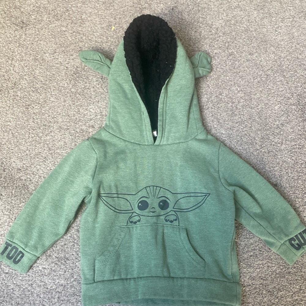Baby boys Star Wars hoodie Sz 18 months